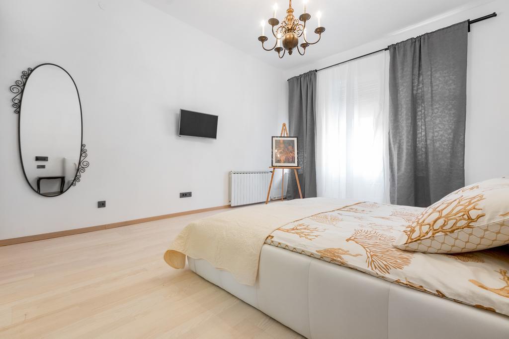 Apartment Amruševa Zagreb Buitenkant foto