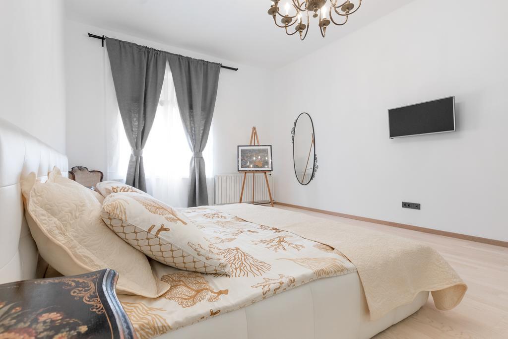 Apartment Amruševa Zagreb Buitenkant foto